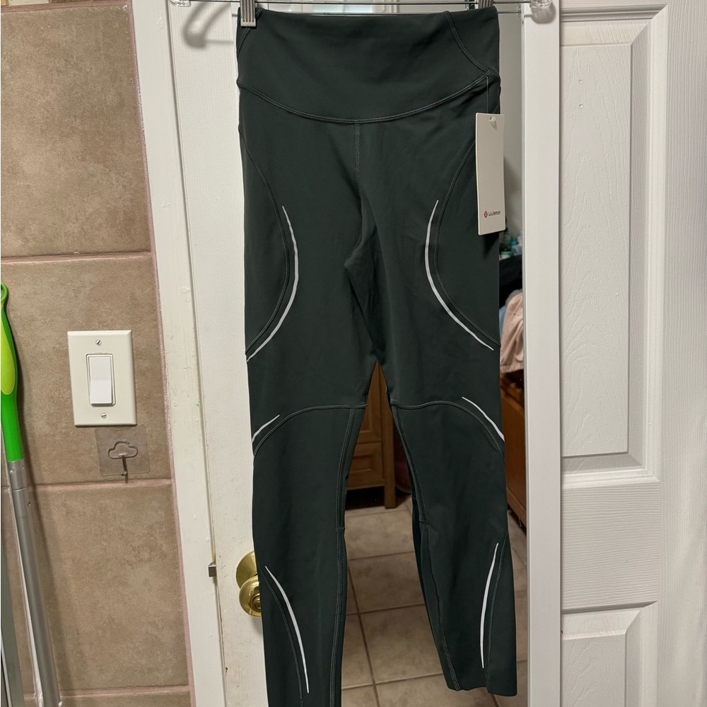 Lululemon Base Pace HR Tight 25 green legging